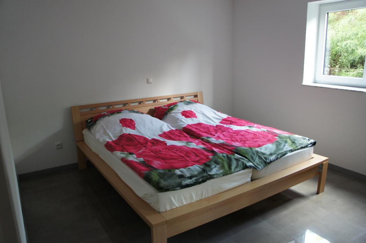 2- Zimmer-Wohnung Weilerswist Eksteriør bilde